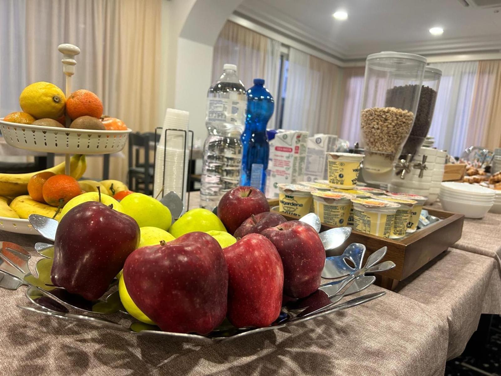 Hotel D'Annunzio Cattolica Ngoại thất bức ảnh