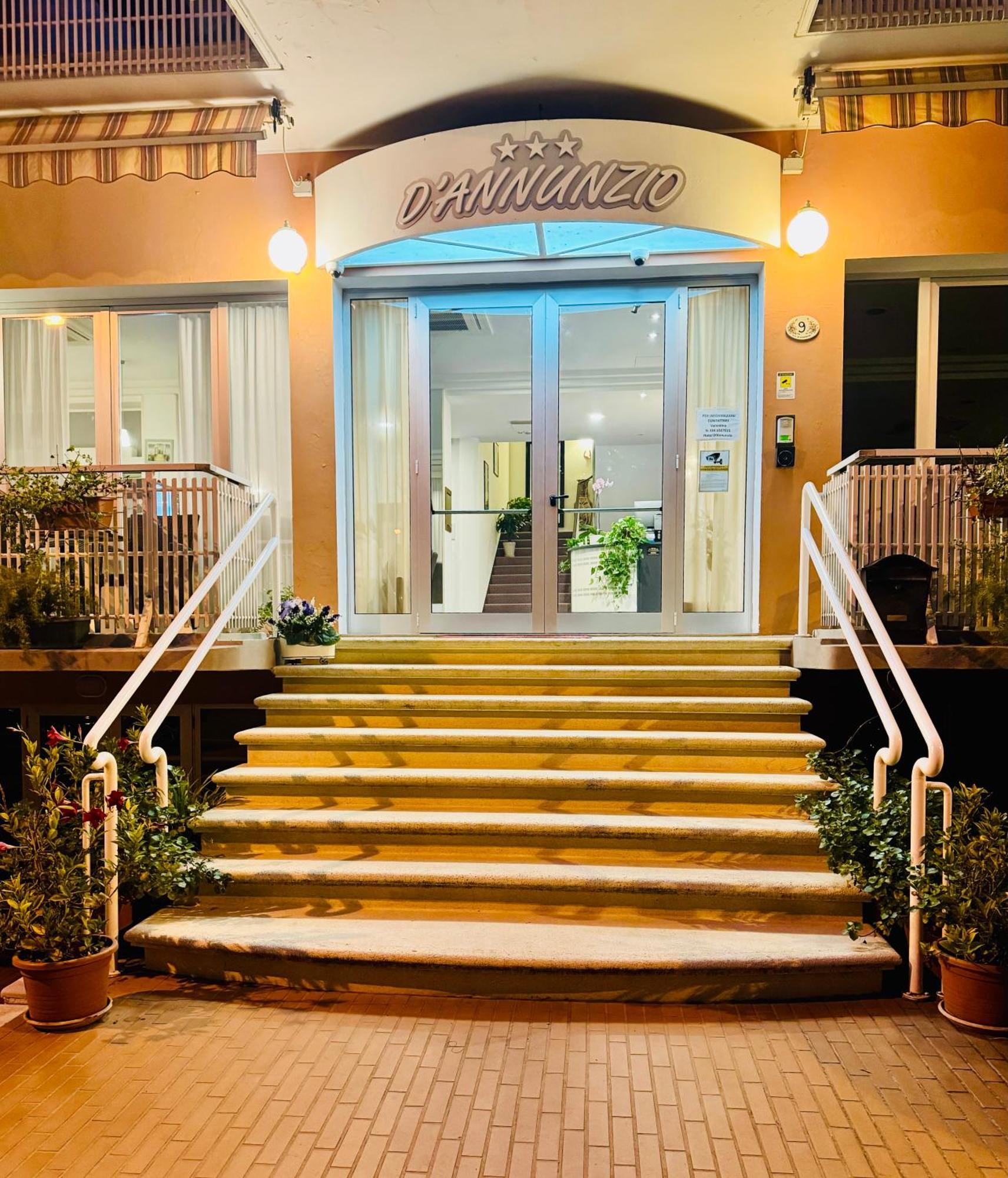 Hotel D'Annunzio Cattolica Ngoại thất bức ảnh